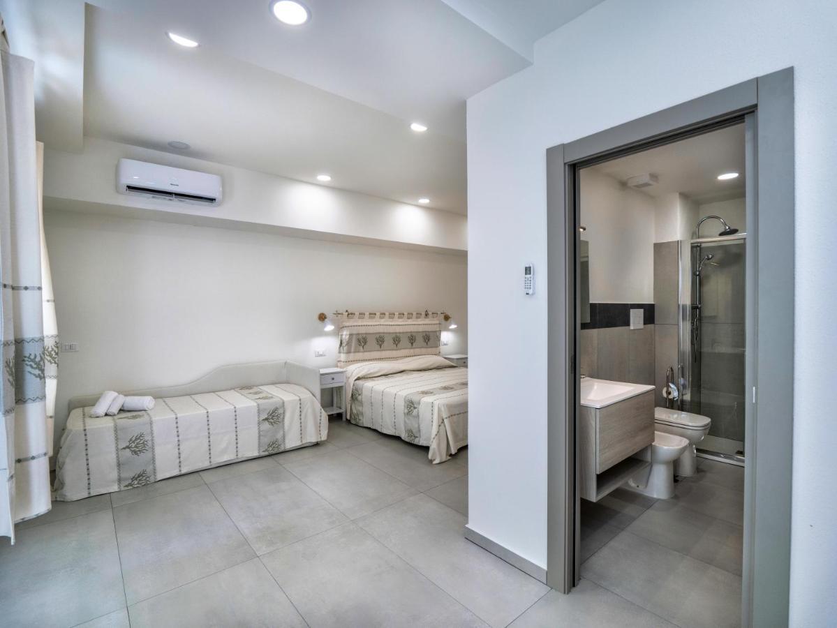 Aldo Moro Rooms Olbia Buitenkant foto